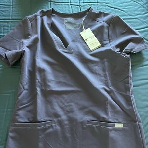 Figs Womens Casta Three Pocket Scrub Top